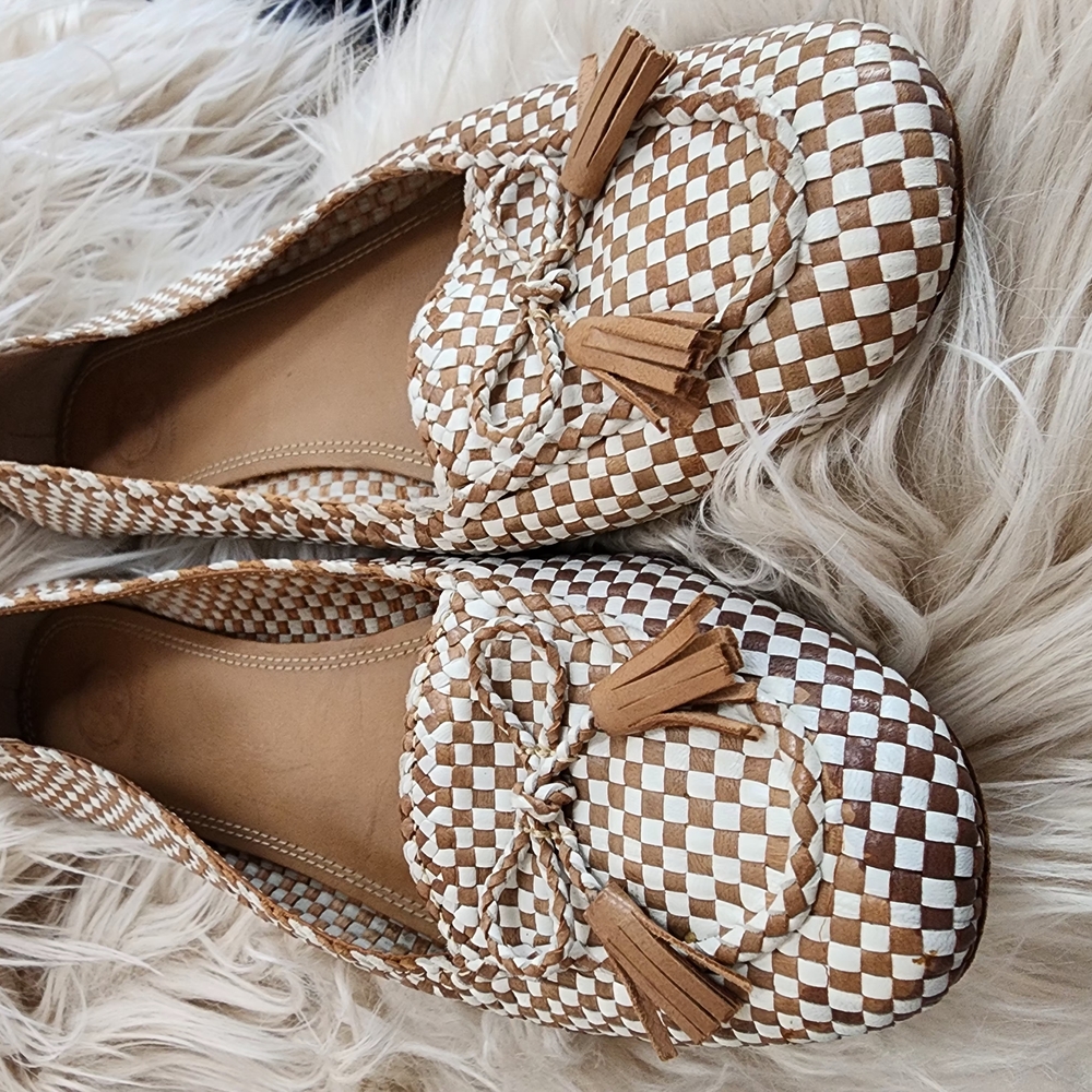 Woven Tan and White Loafers